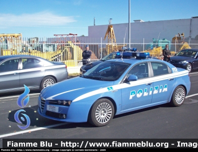 Alfa Romeo 159
Polizia di Stato
Polizia Stradale
POLIZIA F7323
Parole chiave: Alfa-Romeo 159 PoliziaF7323