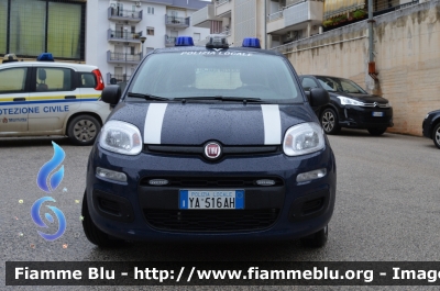 Fiat Nuova Panda II serie
Polizia Locale Molfetta
POLIZIA LOCALE YA 516 AH
allestimento DMC Custom Tailored
Parole chiave: Fiat Nuova Panda_II serie_POLIZIA LOCALEYA516AH