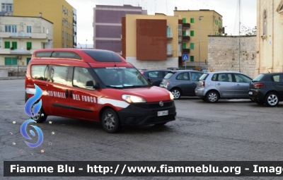 Fiat Doblò IV serie
Vigili del Fuoco
Comando Provinciale di Bari
VF 28540
Parole chiave: Fiat Doblò IV serie