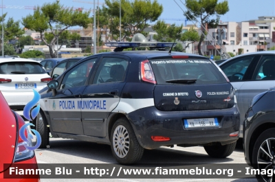 Fiat Punto Evo
Polizia Locale
Comune di Bitetto (BA)
POLIZIA LOCALE YA 156 AA
Parole chiave: Fiat Punto Evo_POLIZIALOCALEYA156AA