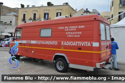 Mercedes-Benz Vario 612D
Vigili del Fuoco
Comando Provinciale di Bari
Gruppo Operativo Speciale
Rilevamento Radioattività
VF 20740
Parole chiave: Mercedes-Benz Vario 612D_VF20740