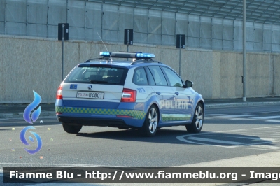 Skoda Octavia Wagon V serie
Polizia di Stato
Polizia Stradale
Allestimento Focaccia
Decorazione Grafica Artlantis
POLIZIA M4801
Parole chiave: Skoda Octavia Wagon_V serie_POLIZIAM4801