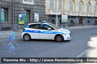 Peugeot 208
Polizia Municipale Napoli
Parole chiave: Peugeot 208