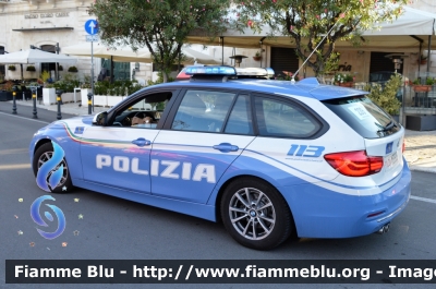 Bmw 318 Touring F31 III restyle
Polizia di Stato
Polizia Stradale
Allestimento Focaccia
Decorazione Grafica Artlantis
POLIZIA M3555
in scorta al Giro d'Italia 2020
Parole chiave: Bmw 318 Touring F31_III restyle_POLIZIAM3555