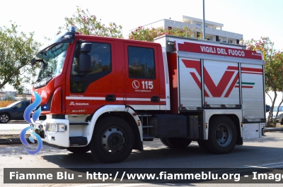 Iveco EuroCargo 120EL25 IV serie
Vigili del Fuoco
Comando Provinciale di Bari
AutoPompaSerbatoio allestimento Magirus
VF 31443
Parole chiave: Iveco EuroCargo 120EL25_IV serie_VF31443