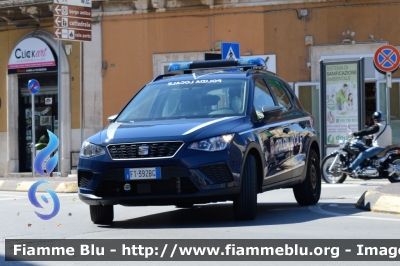 Seat Arona
Polizia Locale
Comune di Giovinazzo (Ba)
Auto 1
allestimento Ciabilli
Parole chiave: Seat Arona