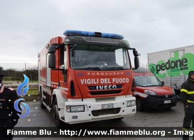 Iveco EuroCargo 180E30 III serie
Vigili del Fuoco
Comando Provinciale di Bari
AutoBottePompa allestimento Iveco-Magirus
VF 25813
Parole chiave: Iveco EuroCargo 180E30_III serie_VF25813