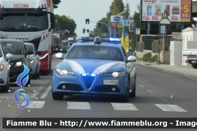 Alfa Romeo Nuova Giulia
Polizia di Stato
Squadra Volante
Allestimento FCA
POLIZIA M7165
Parole chiave: Alfa Romeo Nuova Giulia_POLIZIAM7165