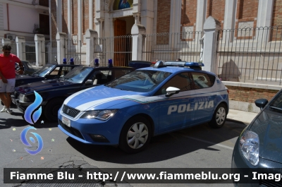 Seat Leon III serie
Polizia di Stato
Squadra Volante
Allestimento NCT Nuova Carrozzeria Torinese
Decorazione Grafica Artlantis
POLIZIA M2058
Parole chiave: Seat Leon_III serie_POLIZIAM2058