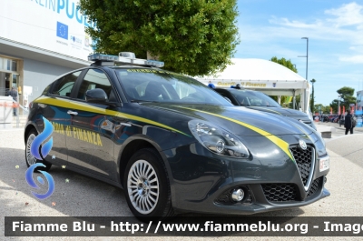 Alfa Romeo Nuova Giulietta restyle
Guardia di Finanza
Allestita NCT Nuova Carrozzeria Torinese
Decorazione Grafica Artlantis
GdiF 921 BK
Parole chiave: Alfa-Romeo Nuova Giulietta_restyle_GdiF921BK