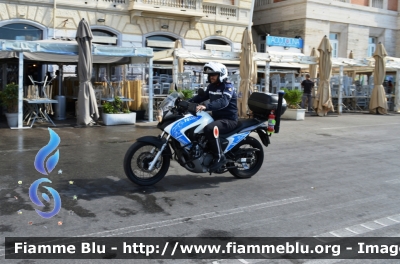 Honda Transalp
Polizia Municipale Napoli
Parole chiave: Honda Transalp