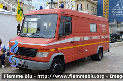 Mercedes-Benz Vario 612D
Vigili del Fuoco
Comando Provinciale di Bari
Gruppo Operativo Speciale
Rilevamento Radioattività
VF 20740
Parole chiave: Mercedes-Benz Vario 612D_VF20740