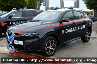 Alfa Romeo Tonale
Carabinieri
Nucleo Operativo Radiomobile
Allestimento FCA
CC EN 412
Parole chiave: Alfa-Romeo Tonale_FieraDelLevante2024_CCEN412