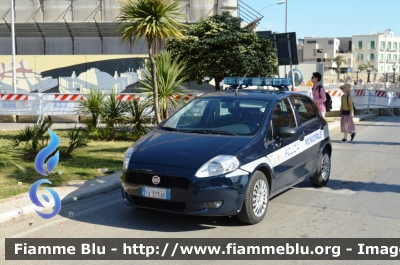 Fiat Grande Punto
Polizia Locale
Comune di Bari
POLIZIA LOCALE YA 373 AK
Parole chiave: Fiat Grande Punto_POLIZIALOCALEYA373AK