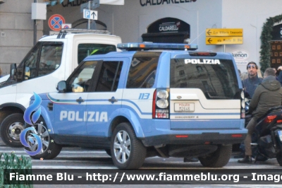 Land Rover Discovery 4
Polizia di Stato
Reparto Prevenzione Crimine
Allestimento Marazzi
POLIZIA M2646
Parole chiave: Land Rover Discovery 4_POLIZIAM2646