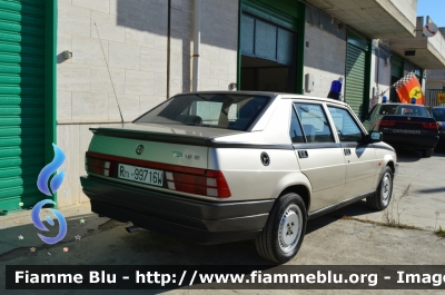 Alfa Romeo 75 II serie
Polizia di Stato
POLIZIA 79258
targa di copertura Roma 99716W
Club Alfisti in Pattuglia
Parole chiave: Alfa-Romeo 75 _II serie_POLIZIA79258