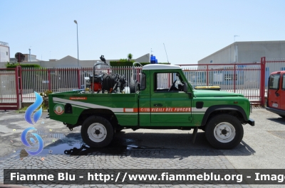 Land Rover Defender 110 HCPU
Vigili del Fuoco
Comando Provinciale di Bari
Servizio Antincendio Boschivo
Ex Corpo Forestale dello Stato
VF 28260
Parole chiave: Land Rover Defender 110 HCPU_VF28260