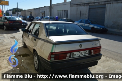 Alfa Romeo 75 II serie
Polizia di Stato
POLIZIA 79258
targa di copertura Roma 99716W
Club Alfisti in Pattuglia
Parole chiave: Alfa-Romeo 75 _II serie_POLIZIA79258