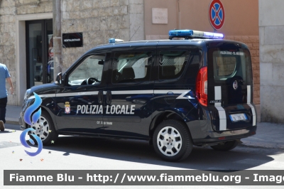 Fiat Doblò IV serie
Polizia Locale
Comune di Trani (BT)
POLIZIA LOCALE YA 236 AA
Parole chiave: Fiat Doblò_IV serie_POLIZIA LOCALEYA236AA