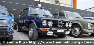 Alfa Romeo Alfetta I serie
Carabinieri
EI 485567
Club Alfisti in Pattuglia
Parole chiave: Alfa-Romeo Alfetta_I serie_EI485567