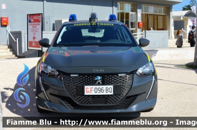 Peugeot e-208
Guardia di Finanza
Allestimento Focaccia
GdiF 096 BQ
Parole chiave: Peugeot e-208_GdiF096BQ