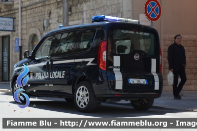 Fiat Doblò IV serie
Polizia Locale
Comune di Trani (BT)
POLIZIA LOCALE YA 236 AA
Parole chiave: Fiat Doblò_IV serie_POLIZIA LOCALEYA236AA