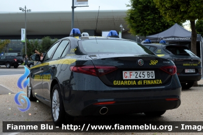 Alfa Romeo Nuova Giulia
Guardia di finanza
Allestimento FCA
Decorazione Grafica Artlantis
Gdif 245 BQ
Parole chiave: Alfa-Romeo Nuova Giulia_FieraDelLevante2024_Gdif245BQ