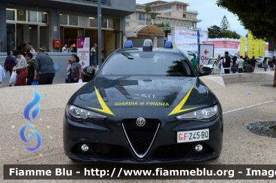 Alfa Romeo Nuova Giulia
Guardia di finanza
Allestimento FCA
Decorazione Grafica Artlantis
Gdif 245 BQ
Parole chiave: Alfa-Romeo Nuova Giulia_FieraDelLevante2024_Gdif245BQ