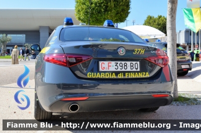 Alfa Romeo Nuova Giulia
Guardia di Finanza
Allestimento FCA
GdiF 398 BQ
Parole chiave: Alfa-Romeo Nuova Giulia_GdiF398BQ