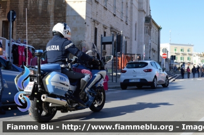 Yamaha FJR 1300 II serie
Polizia di Stato
Polizia Stradale
Allestimento Elevox
POLIZIA G3098
in scorta al Giro d'Italia 2020
Moto "gialla"
Parole chiave: Yamaha FJR 1300_II serie_POLIZIAG3098