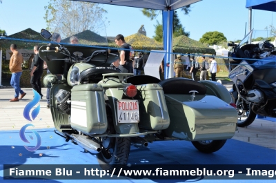 Moto Guzzi V7 Sidecar
Polizia di Stato
Polizia Stradale
POLIZIA 41146
Parole chiave: Moto Guzzi V7 Sidecar_POLIZIA41146