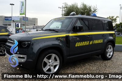 Land-Rover Defender 110 II serie
Guardia di Finanza
Gdif 012 BS
versione blindata
Parole chiave: Land-Rover Defender 110_II serie_FieraDelLevante2024_Gdif012BS