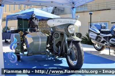 Moto Guzzi V7 Sidecar
Polizia di Stato
Polizia Stradale
POLIZIA 41146
Parole chiave: Moto Guzzi V7 Sidecar_POLIZIA41146