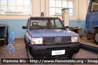 Fiat Panda 4x4 II serie 
Polizia di Stato
POLIZIA 78791

Automezzo Storico conservato presso Autocentro di Foggia
Parole chiave: Fiat Panda 4x4_II serie _POLIZIA78791