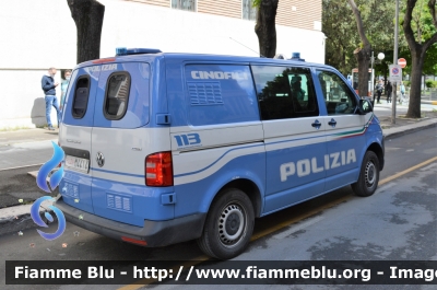 Volkswagen Transporter T6
Polizia di Stato
Unita' Cinofile
Allestimento BAI
POLIZIA M4414
Parole chiave: Volkswagen Transporter T6_POLIZIAM4414