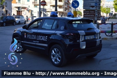 Jeep Avenger
Polizia Locale
Comune di Trani (BT)
POLIZIA LOCALE YA 341 AE
Allestimento Futura Veicoli Speciali
Parole chiave: Jeep Avenger