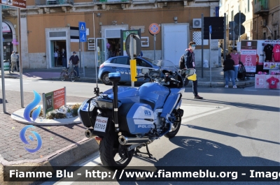 Yamaha FJR 1300 II serie
Polizia di Stato
Polizia Stradale
Allestimento Elevox
POLIZIA G3103
in scorta al Giro d'Italia 2020
Parole chiave: Yamaha FJR 1300_II serie_POLIZIAG3103