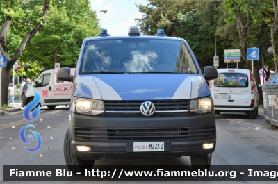 Volkswagen Transporter T6
Polizia di Stato
Unita' Cinofile
Allestimento BAI
POLIZIA M4414
Parole chiave: Volkswagen Transporter T6_POLIZIAM4414