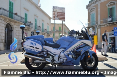 Yamaha FJR 1300 II serie
Polizia di Stato
Polizia Stradale
Allestimento Elevox
POLIZIA G3105
in scorta al Giro d'Italia 2020
Moto "rossa"
Parole chiave: Yamaha FJR 1300_II serie_POLIZIAG3105