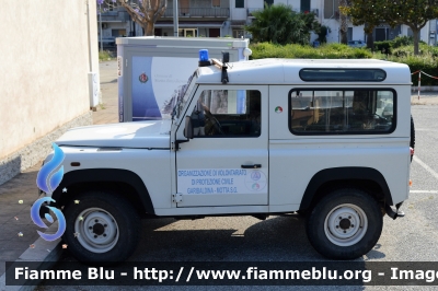 Land Rover Defender 90
Protezione Civile Garibaldina
Motta San Giovanni (RC)
Parole chiave: Land Rover Defender 90