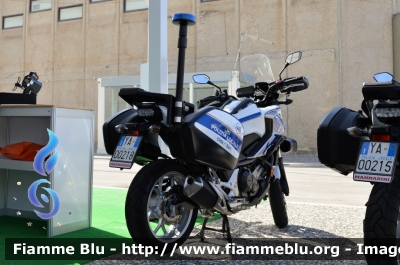 Honda NC750X DCT
Polizia Locale
Comune di Bari
POLIZIA LOCALE YA 00218
Parole chiave: Honda NC750X DCT_POLIZIALOCALEYA00218