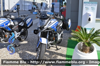 Honda NC750X DCT
Polizia Locale
Comune di Bari
POLIZIA LOCALE YA 00218
Parole chiave: Honda NC750X DCT_POLIZIALOCALEYA00218