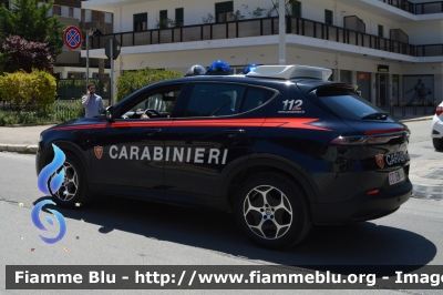 Alfa Romeo Tonale
Carabinieri
Nucleo Operativo Radiomobile
Allestimento FCA
CC EN 956
Parole chiave: Alfa-Romeo Tonale_CCEN956