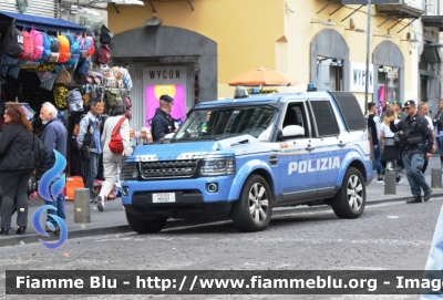 Land Rover Discovery 4
Polizia di Stato
Reparto Mobile Napoli
Allestimento Marazzi
Decorazione Grafica Artlantis
POLIZIA M0187
Parole chiave: Land Rover Discovery 4_POLIZIAM0187