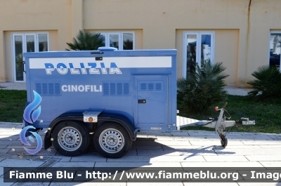 Carrello
Polizia di Stato
Unità Cinofile
POLIZIA G9138
Parole chiave: Carrello