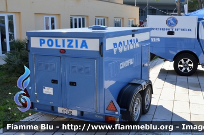 Carrello
Polizia di Stato
Unità Cinofile
POLIZIA G9138
Parole chiave: Carrello