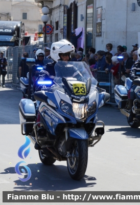 Bmw R1200RT II serie
Polizia di Stato
Polizia Stradale
in scorta al Giro d'Italia 2017
Parole chiave: Bmw R1200RT_IIserie Giro_Italia_2017