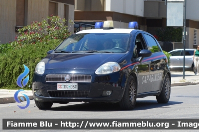 Fiat Grande Punto
Carabinieri
CC DG 060
Parole chiave: Fiat Grande Punto_CCDG060