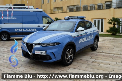 Alfa Romeo Tonale
Polizia di Stato
Squadra Volante
Allestimento FCA
POLIZIA M8702
Parole chiave: Alfa-Romeo Tonale_FieraDelLevante2024_POLIZIAM8702