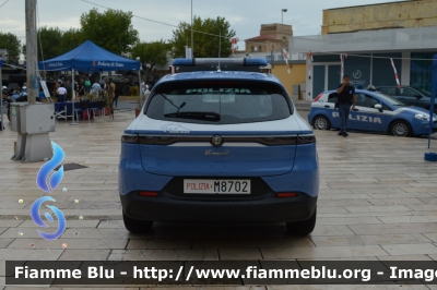 Alfa Romeo Tonale
Polizia di Stato
Squadra Volante
Allestimento FCA
POLIZIA M8702
Parole chiave: Alfa-Romeo Tonale_FieraDelLevante2024_POLIZIAM8702